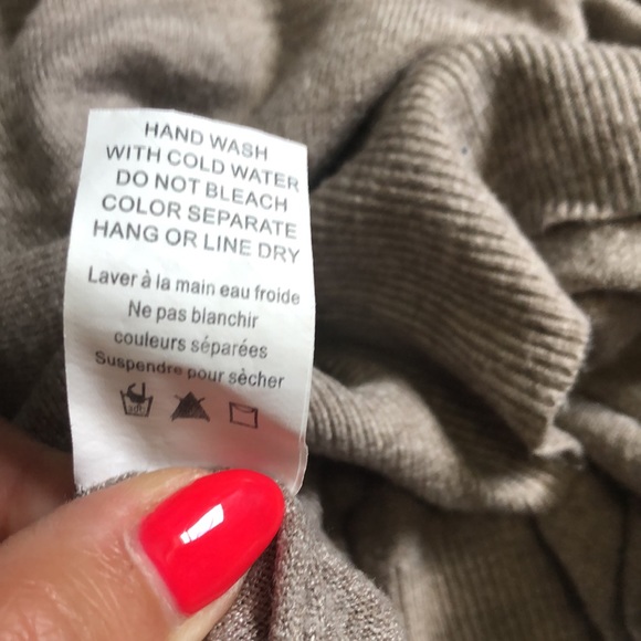 DREAMERS taupe cross open back sweater size small - Picture 13 of 13